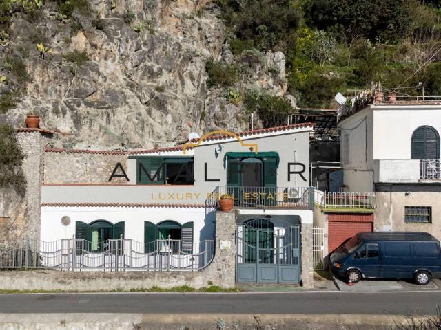 Villa Indipendente in vendita a Conca Dei Marini, Campania