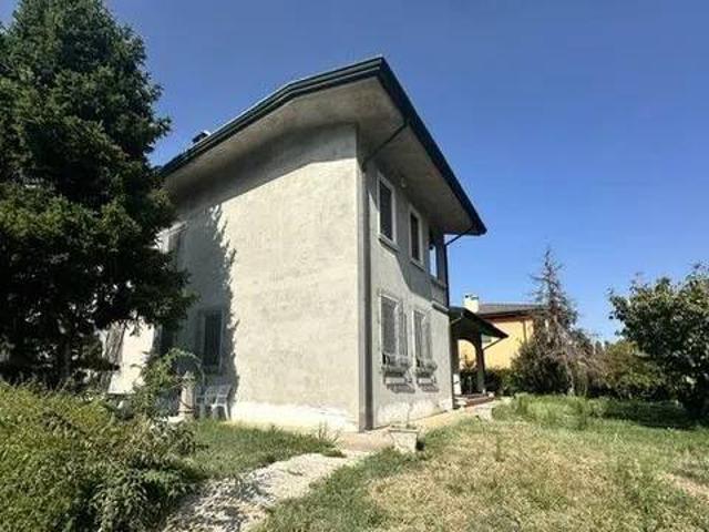 Villa Indipendente in vendita a Piazza, Concamarise