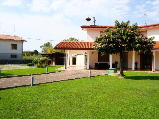 Villa Indipendente in vendita a Concordia Sagittaria, Veneto