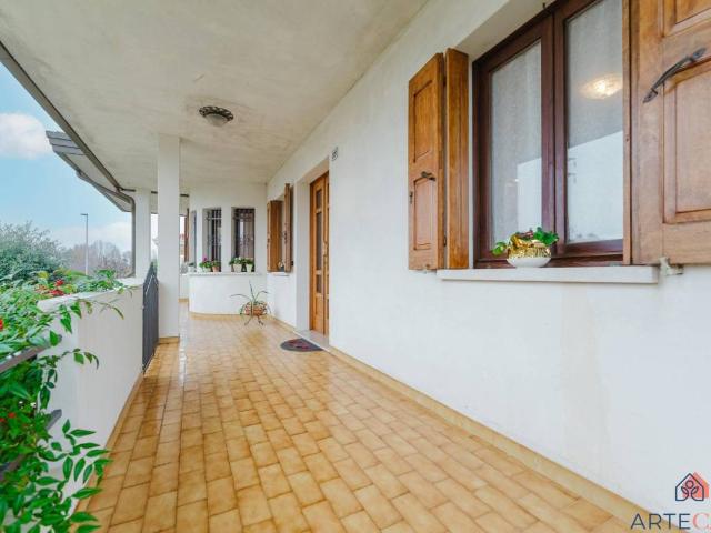 Villa Indipendente in vendita a Concordia Sagittaria, Veneto