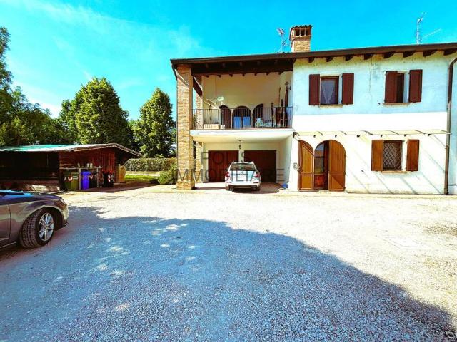 Villa Indipendente in vendita a Unione Comuni Modenesi Area Nord, Concordia Sulla Secchia