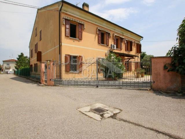 Villa Indipendente in vendita a Unione Comuni Modenesi Area Nord, Concordia Sulla Secchia