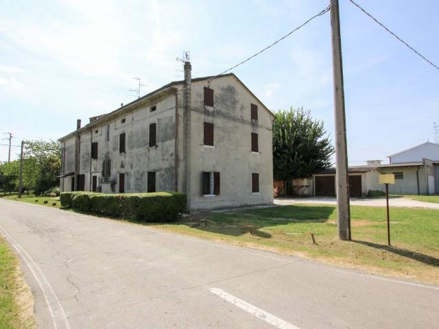Villa Indipendente in vendita a San Giovanni Battista, Concordia sulla Secchia