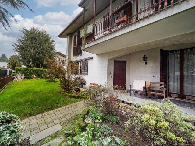Villa Indipendente in vendita a Cascina San Vincenzo, Concorezzo