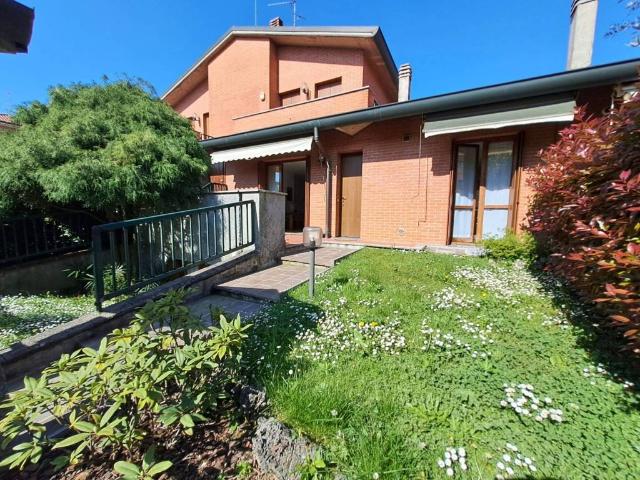 Villa Indipendente in vendita a Concorezzo