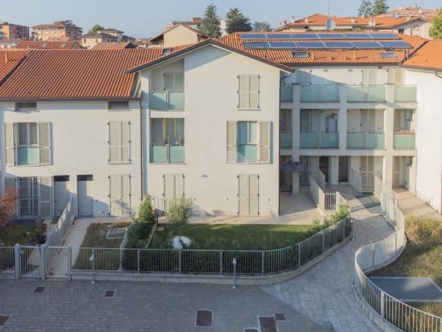 Villa Indipendente in vendita a Cascina San Vincenzo, Concorezzo