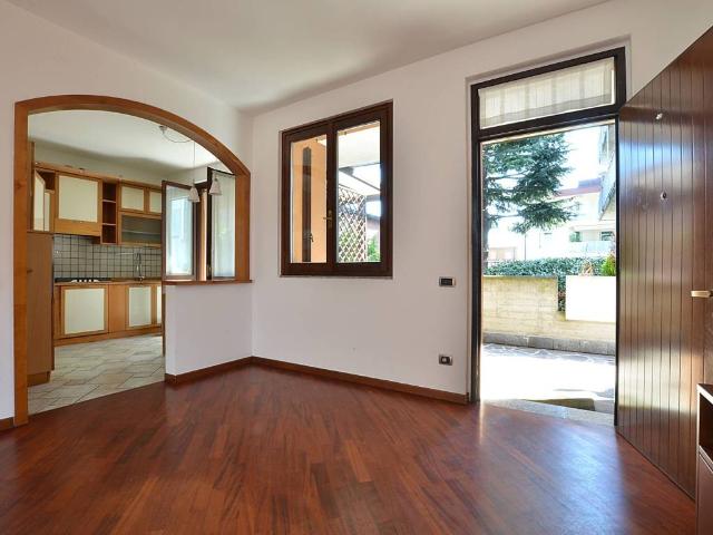 Villa Indipendente in vendita a Cascina San Vincenzo, Concorezzo