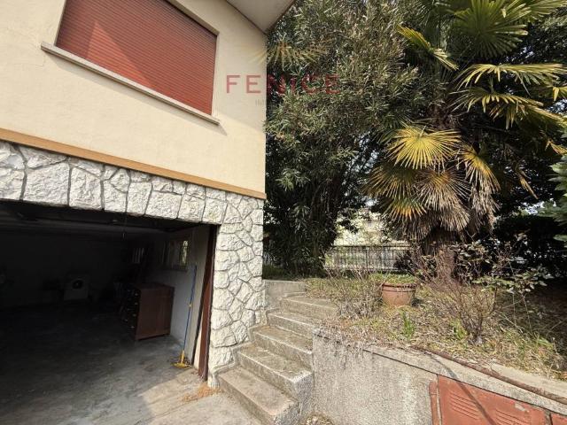 Villa Indipendente in vendita a Parè, Conegliano
