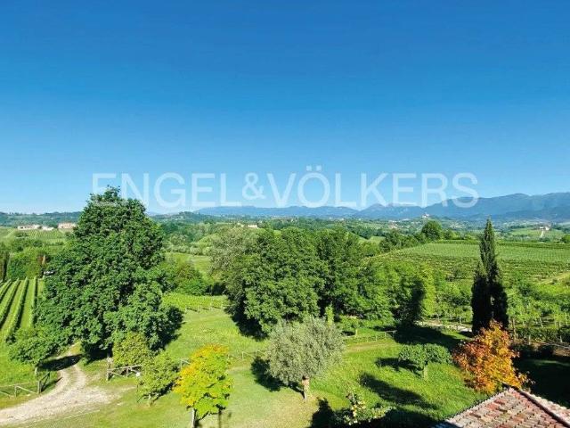 Villa Indipendente in vendita a Conegliano, Veneto