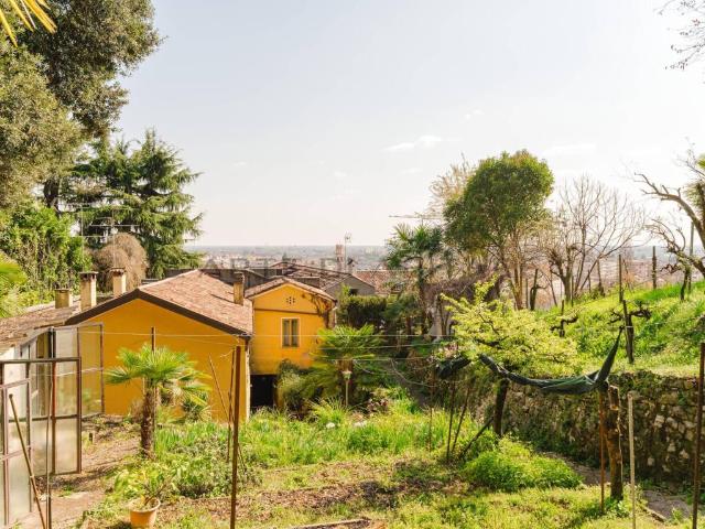 Villa Indipendente in vendita a Monticella, Conegliano