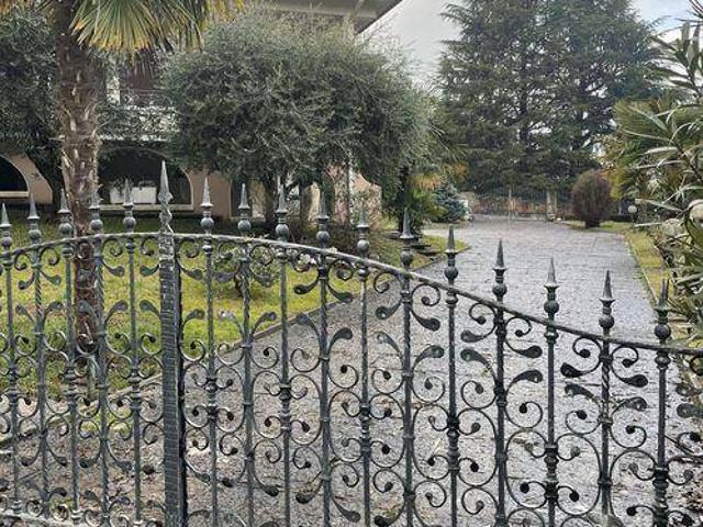 Villa Indipendente in vendita a Conegliano, Veneto