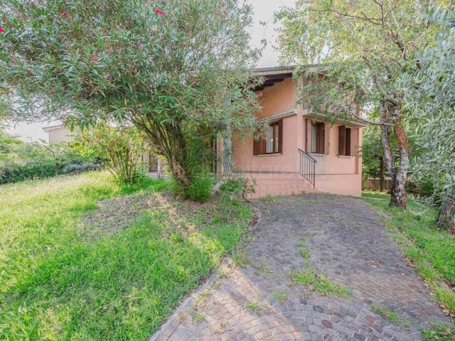 Villa Indipendente in vendita a Parè, Conegliano