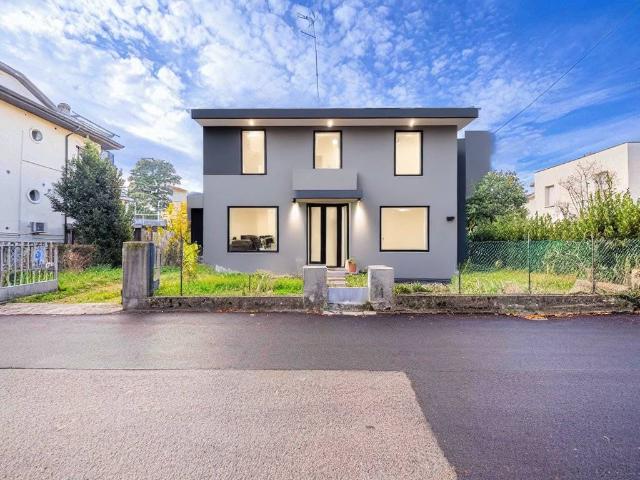 Villa Indipendente in vendita a Monticella, Conegliano