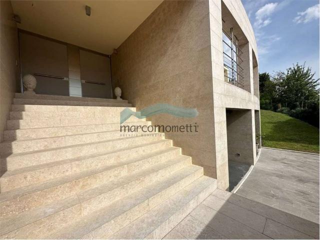 Villa Indipendente in vendita a Conegliano, Veneto