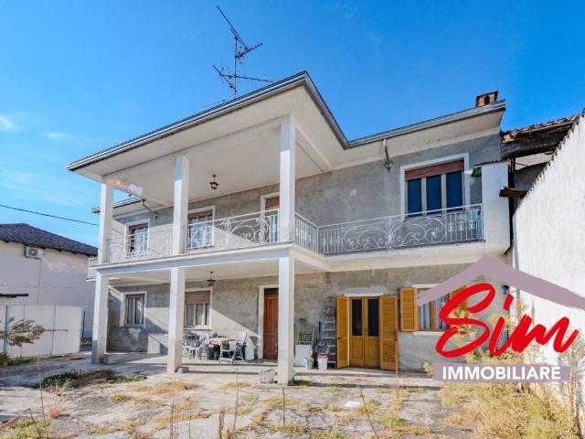 Villa Indipendente in vendita a Confienza, Pavia