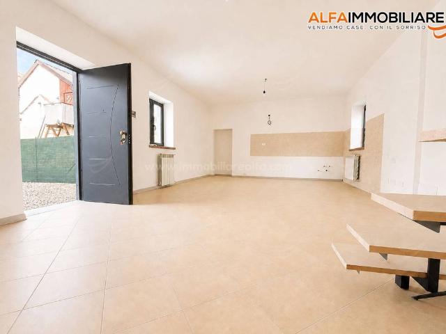 Villa Indipendente in vendita a Confienza, Lombardia