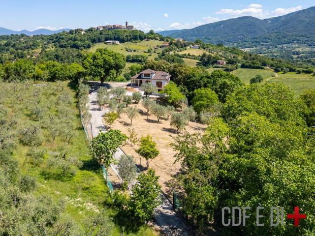 Villa Indipendente in vendita a Configni, Lazio