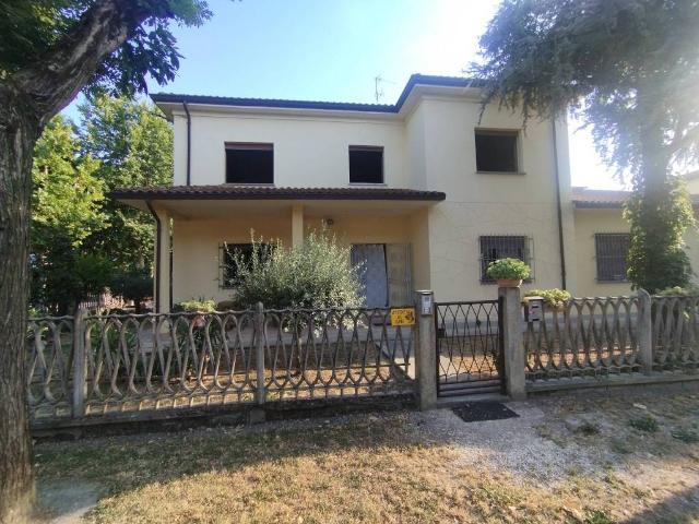 Villa Indipendente in vendita a Unione dei comuni della Bassa Romagna, Conselice