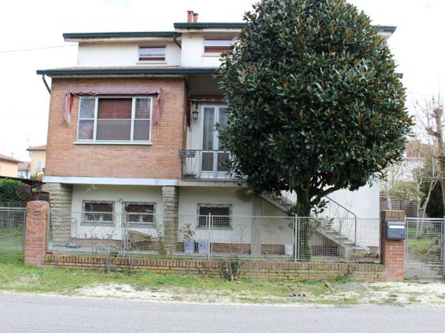 Villa Indipendente in vendita a Unione dei comuni della Bassa Romagna, Conselice