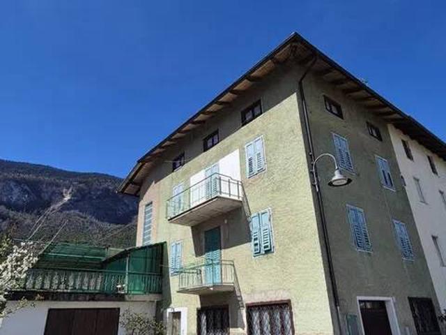 Villa Indipendente in vendita a Comunità della Val di Non, Flavon