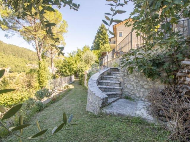 Villa Indipendente in vendita a Contigliano, Rieti