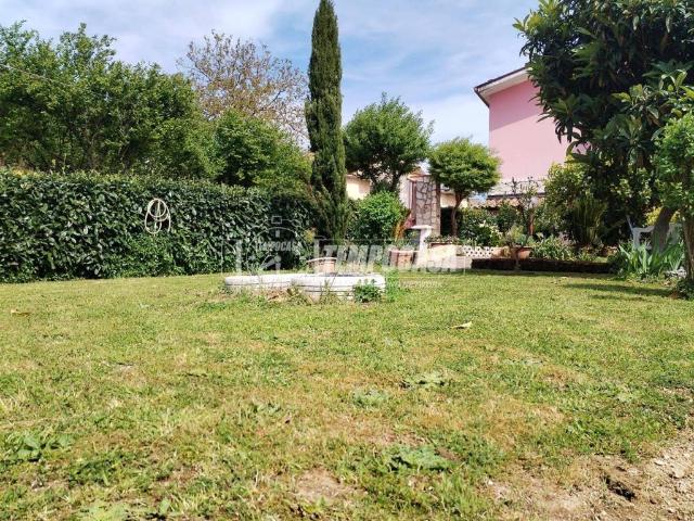Villa Indipendente in vendita a Contrada, Campania