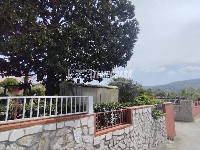 Villa Indipendente in vendita a Contrada, Campania