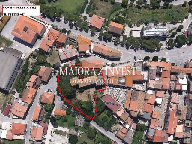 Villa Indipendente in vendita a Unione dei Comuni della Val Vibrata, Controguerra