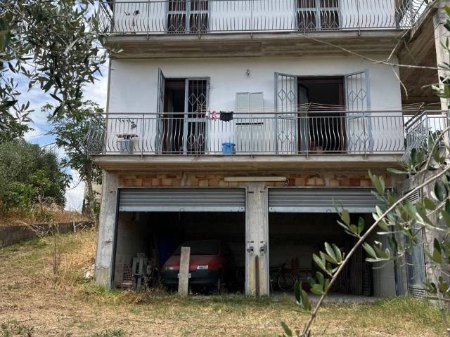 Villa Indipendente in vendita a Contursi Terme, Campania