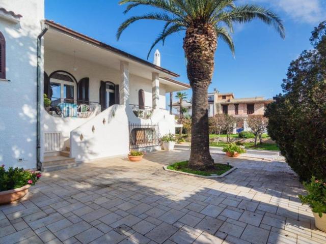 Villa Indipendente in vendita a Conversano, Bari