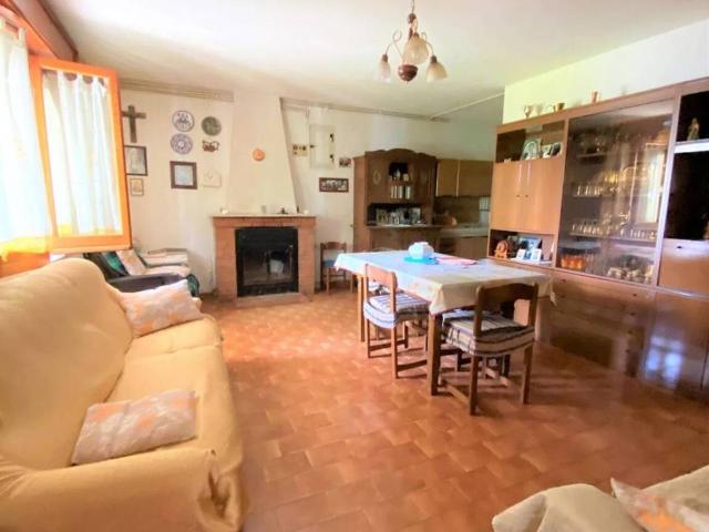 Villa Indipendente in vendita a Conza Della Campania, Campania