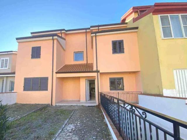 Villa Indipendente in vendita a Conza Della Campania, Campania