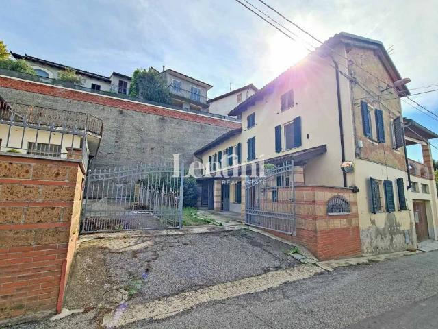 Villa Indipendente in vendita a Piemonte, Alessandria