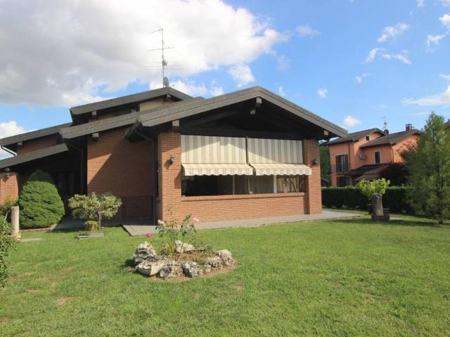 Villa Indipendente in vendita a San Maurizio di Conzano, Conzano