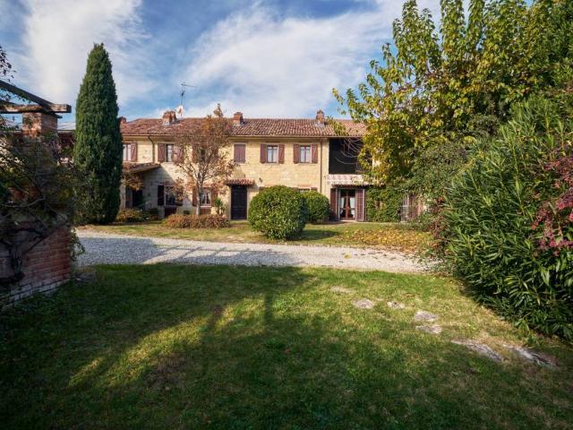 Villa Indipendente in vendita a Piemonte, Alessandria