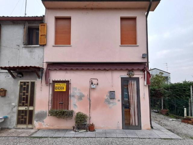 Villa Indipendente in vendita a Unione Terre e Fiumi, Copparo