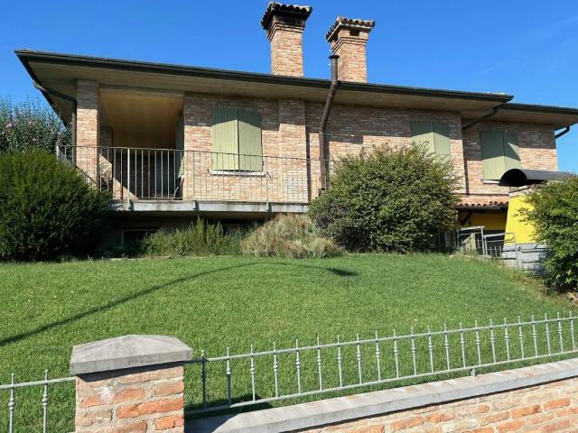 Villa Indipendente in vendita a Unione Terre e Fiumi, Copparo