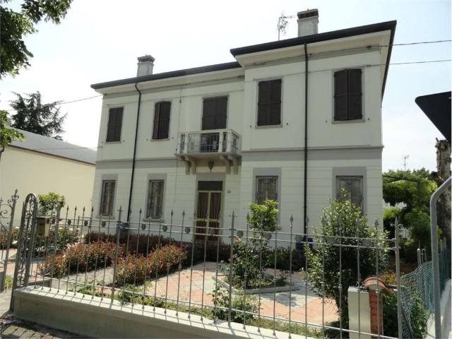 Villa Indipendente in vendita a Unione Terre e Fiumi, Copparo