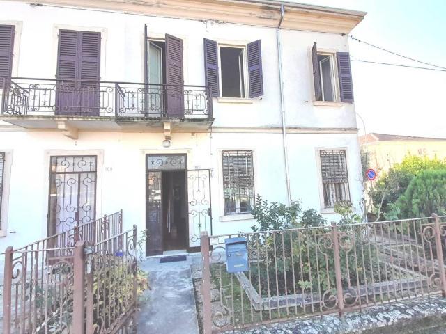 Villa Indipendente in vendita a Unione Terre e Fiumi, Copparo