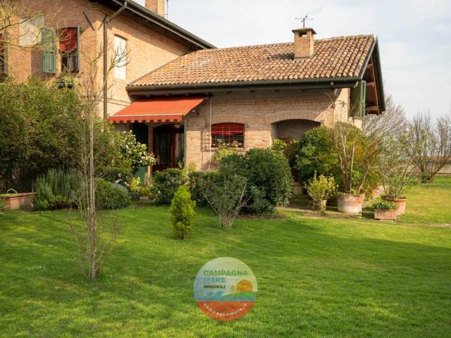 Villa Indipendente in vendita a Unione Terre e Fiumi, Copparo