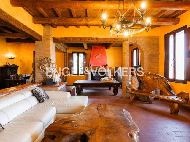 Villa Indipendente in vendita a Unione Terre e Fiumi, Copparo