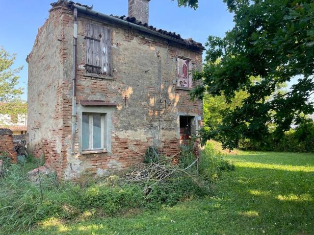 Villa Indipendente in vendita a Unione Terre e Fiumi, Copparo