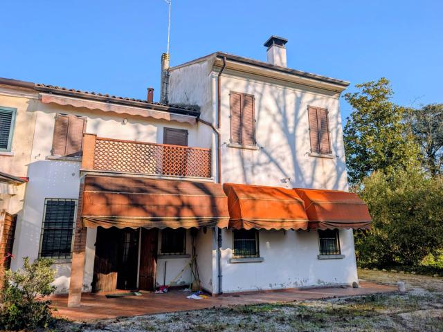 Villa Indipendente in vendita a Unione Terre e Fiumi, Copparo