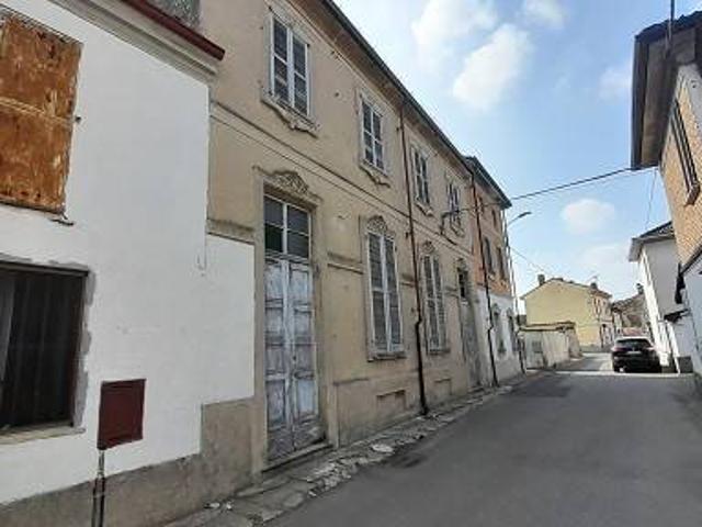 Villa Indipendente in vendita a Corana, Lombardia