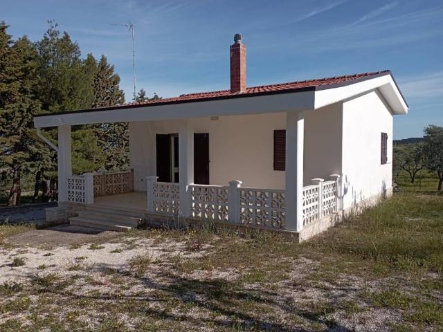 Villa Indipendente in vendita a Corato, Bari