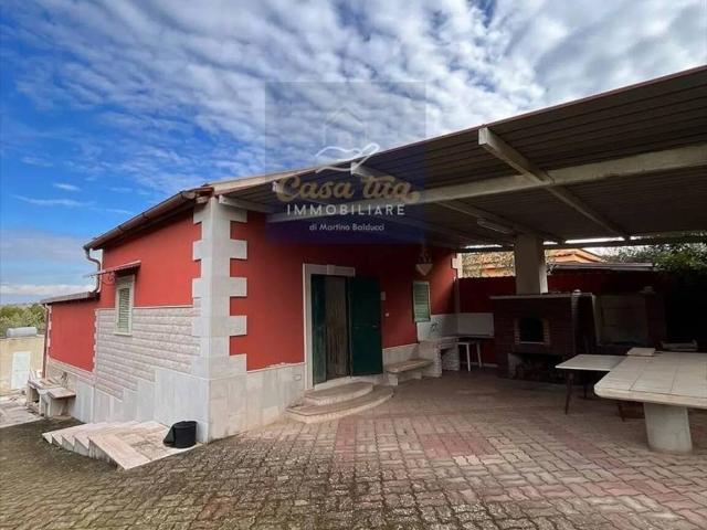 Villa Indipendente in vendita a Corato, Bari