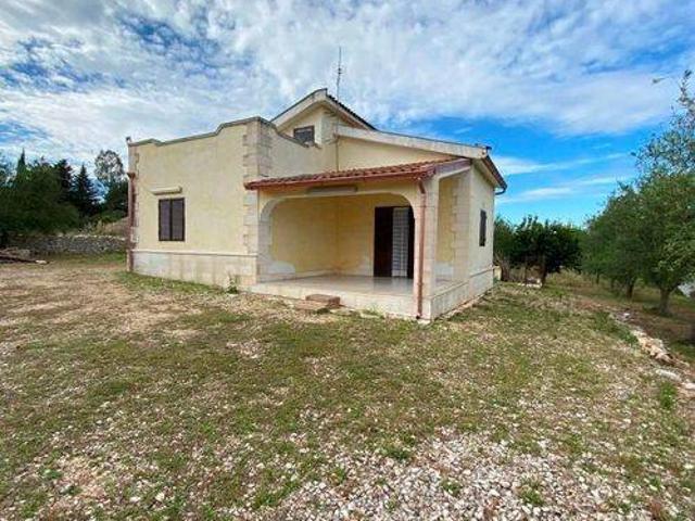 Villa Indipendente in vendita a Corato, Bari
