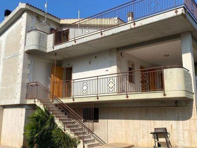 Villa Indipendente in vendita a Corato, Bari