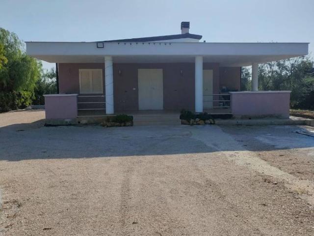 Villa Indipendente in vendita a Corato, Bari