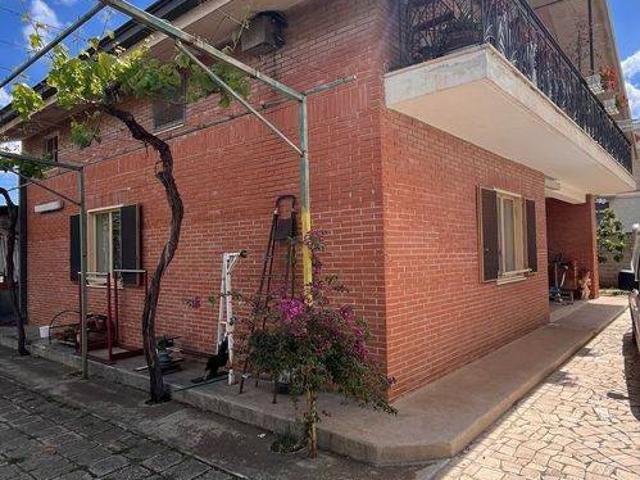 Villa Indipendente in vendita a Corato, Bari